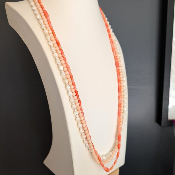 3 vintage single strand glass beaded necklaces - Picture 3 of 13